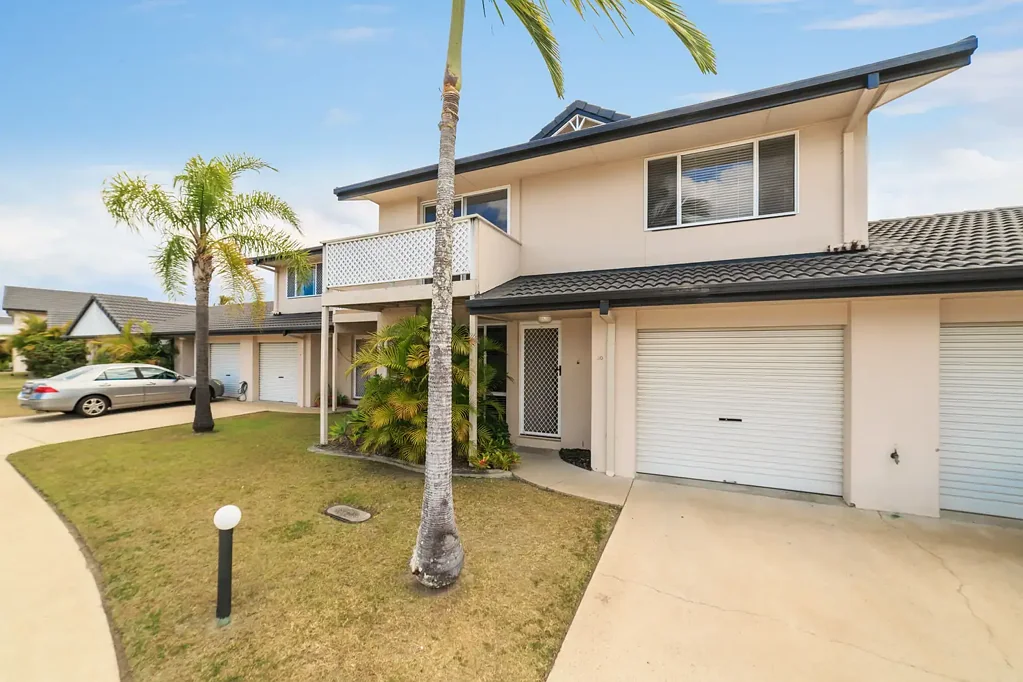 20/30 St Kevins Avenue, Benowa, QLD 4217