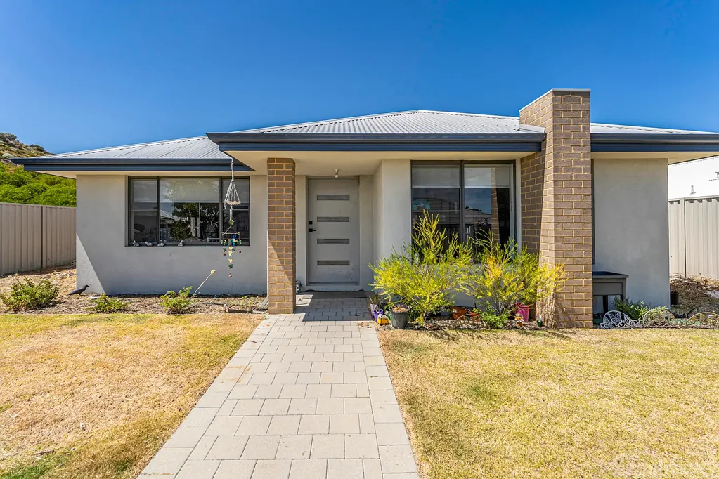 1 Memory Court, Golden Bay, WA 6174