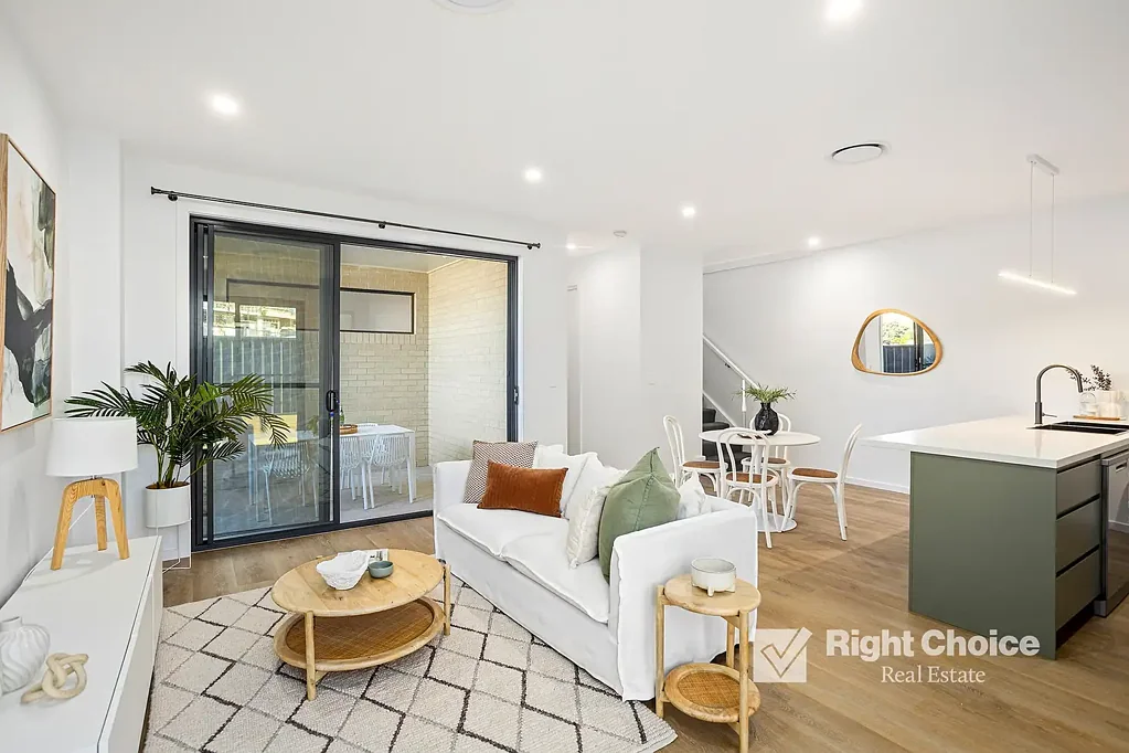 Tullimbar 4房  Torrens Title Luxury