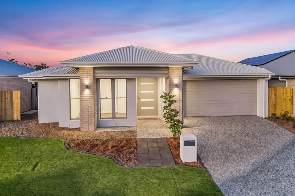 Deebing Heights 4Zimmer Brand New Plantation Homes Residence in South Place, Deebing Heights