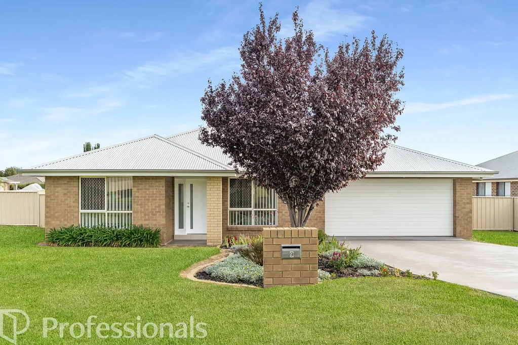 9 Poplars Drive, Orange, NSW 2800