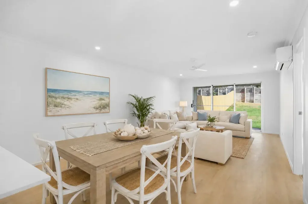 2/11 Kimber Street, Emu Park, QLD 4710