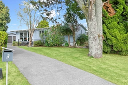 3 Willowbrook, Pukekohe