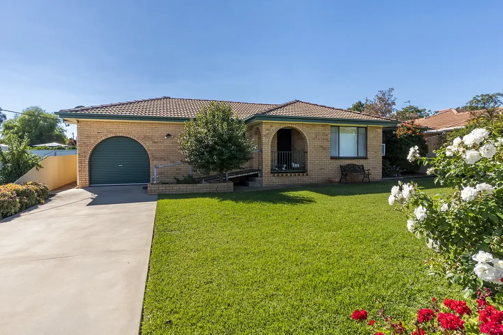 Coolamon 3房  Solid House Ready To Call Home