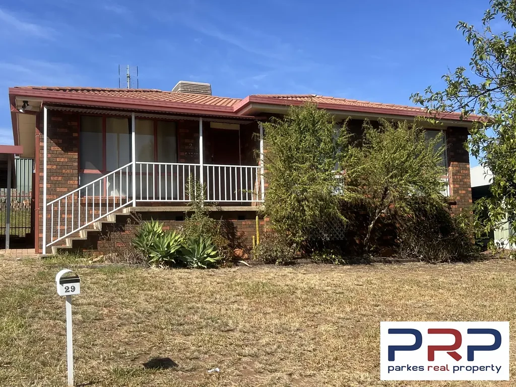 Parkes 3房  New Listing