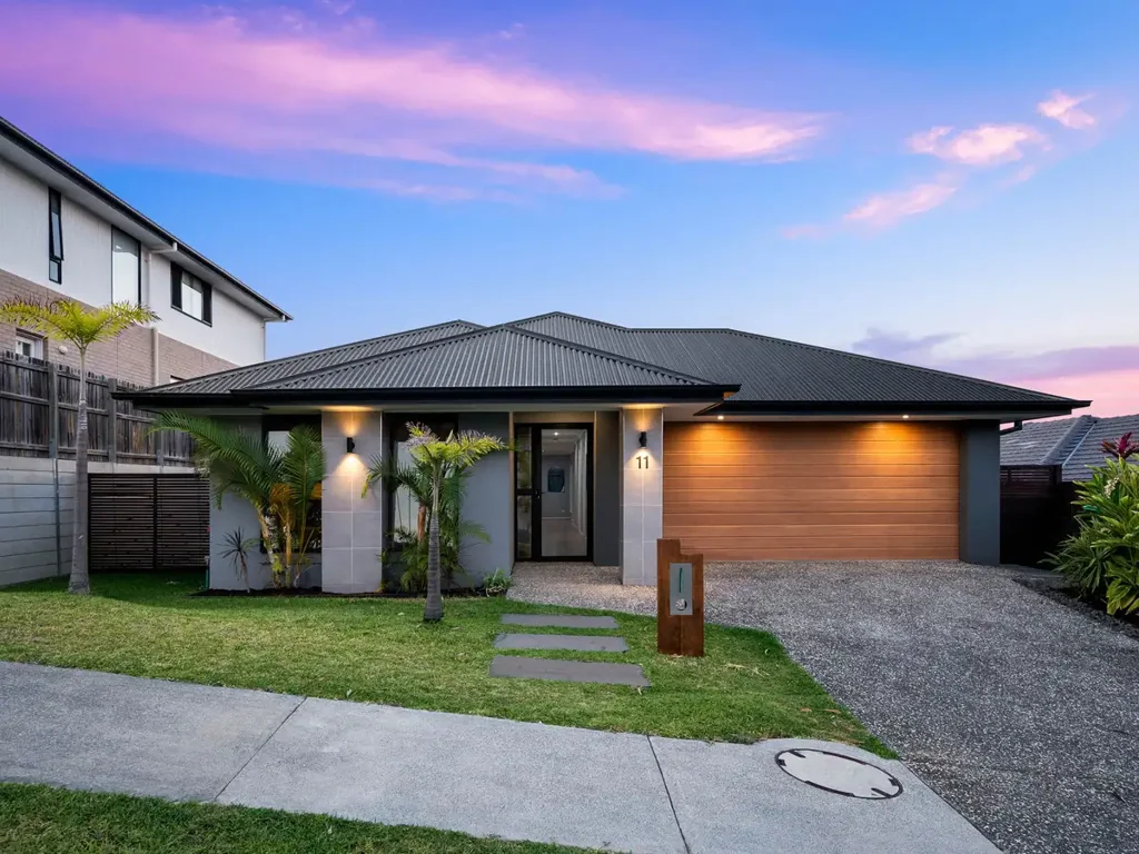 11 Uma Street, Spring Mountain, QLD 4300