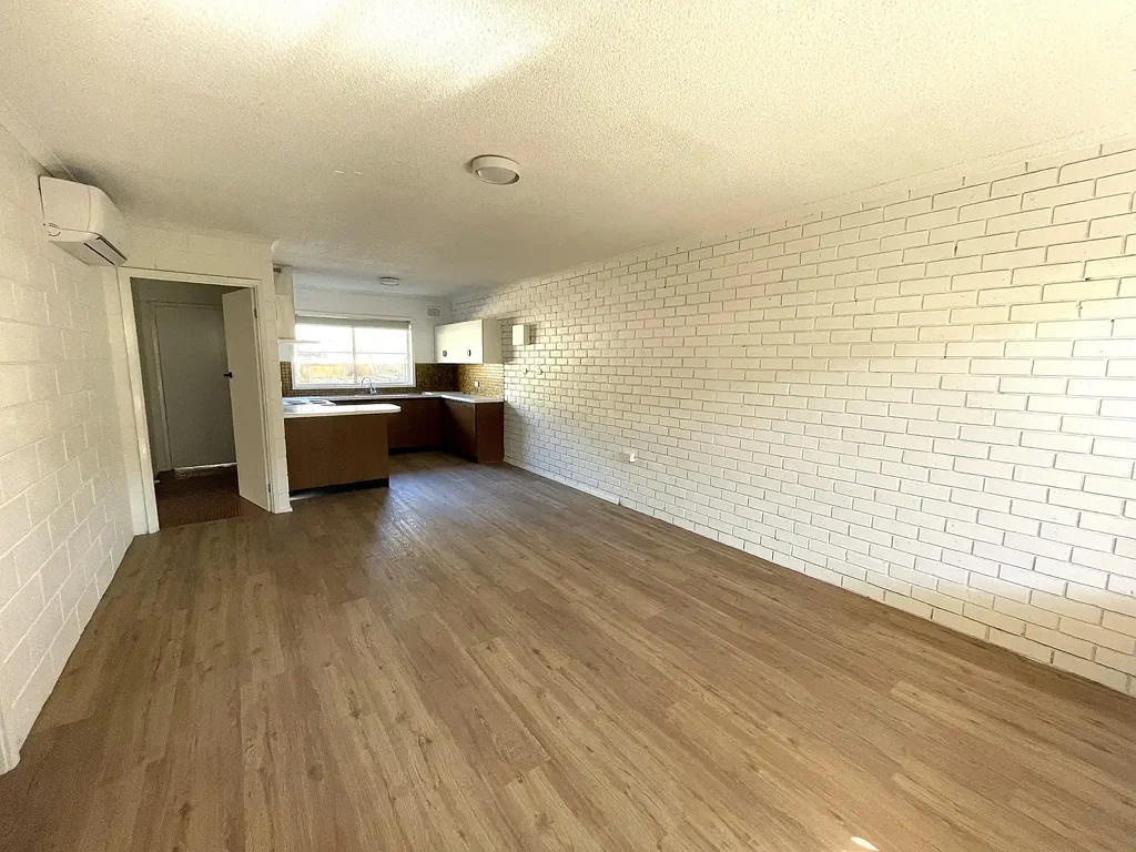 Freshly Updated 2-Bedroom Unit