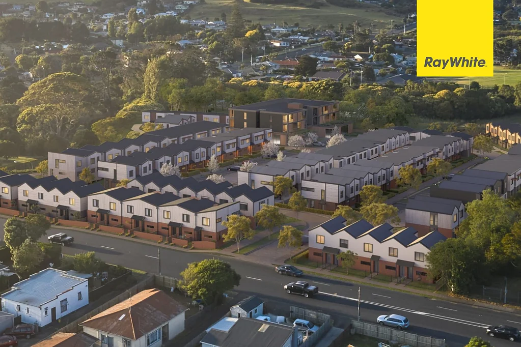 Mangere 3 Bedroom 3 BED -  INTERNAL CARPARK