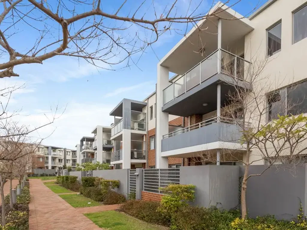 Convenient East Victoria Park Apartment!