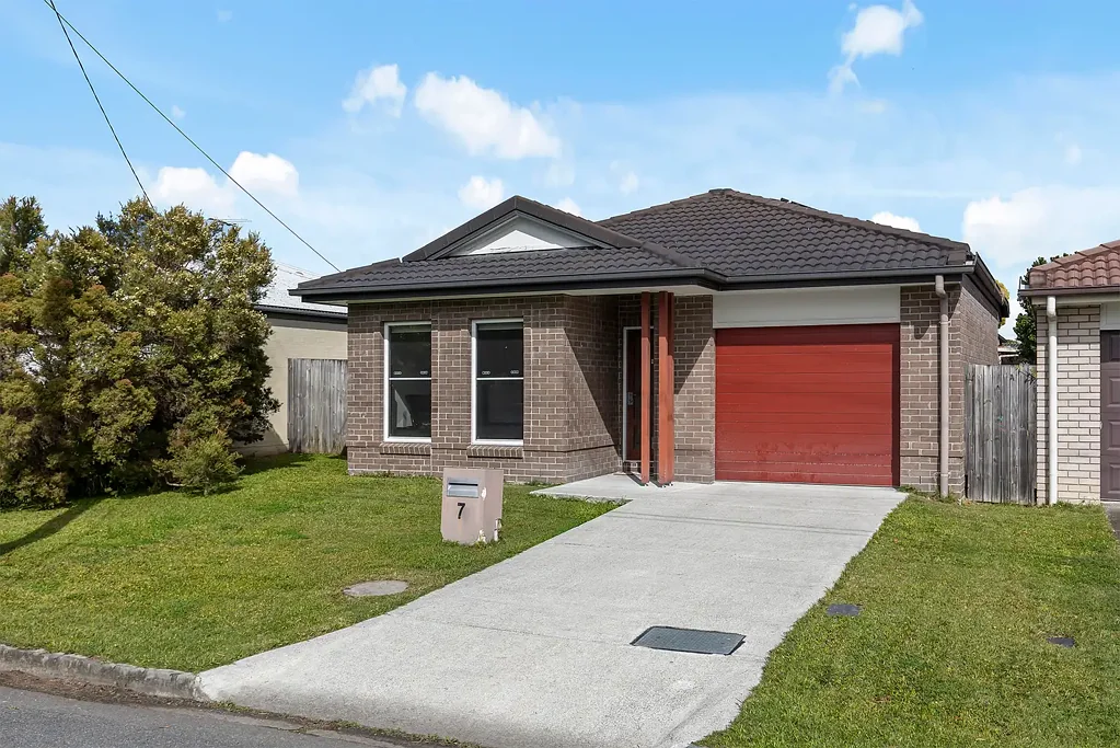 Deagon 3ਬੈੱਡਰੂਮ Fantastic First Home Close to the Beach!