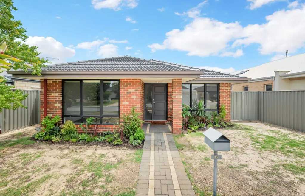 Beautiful Family Home in a Peaceful Piara Waters Location