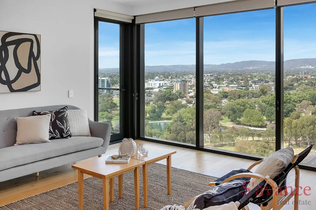 Adelaide 3 Bedroom Escape the Ordinary:  Elevated Living in the Heart of Adelaide