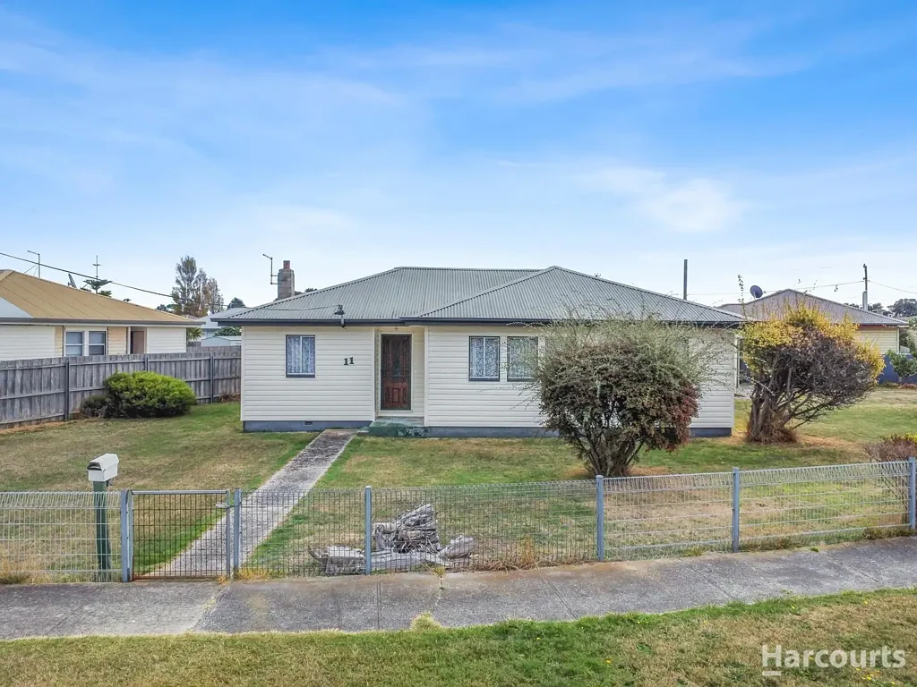 3 Bedroom Home with Garage