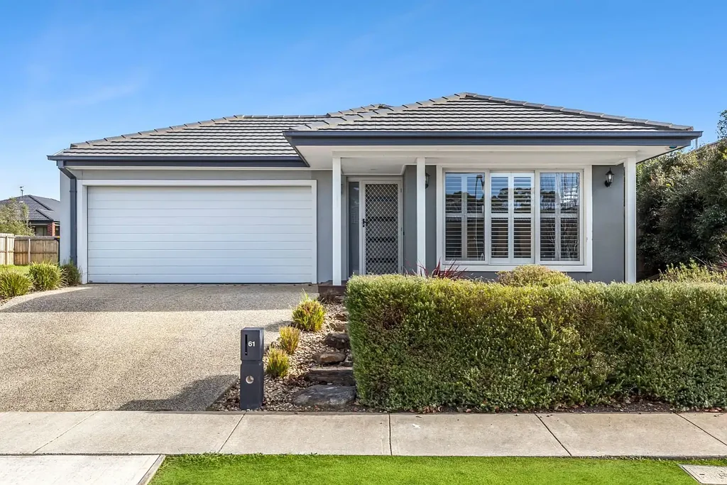 St Leonards 4બેડરૂમ Stylish & Spacious 'BayBreeze' Home