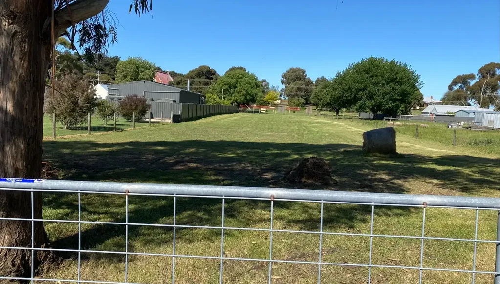 Beeac Premium Beeac Landholding – 2,023m² of Lakeside Potential