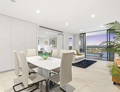 1701/2 The Lanes Boulevard, Mermaid Waters, QLD 4218, 2 Bedrooms, 2 Bathrooms, Apartment