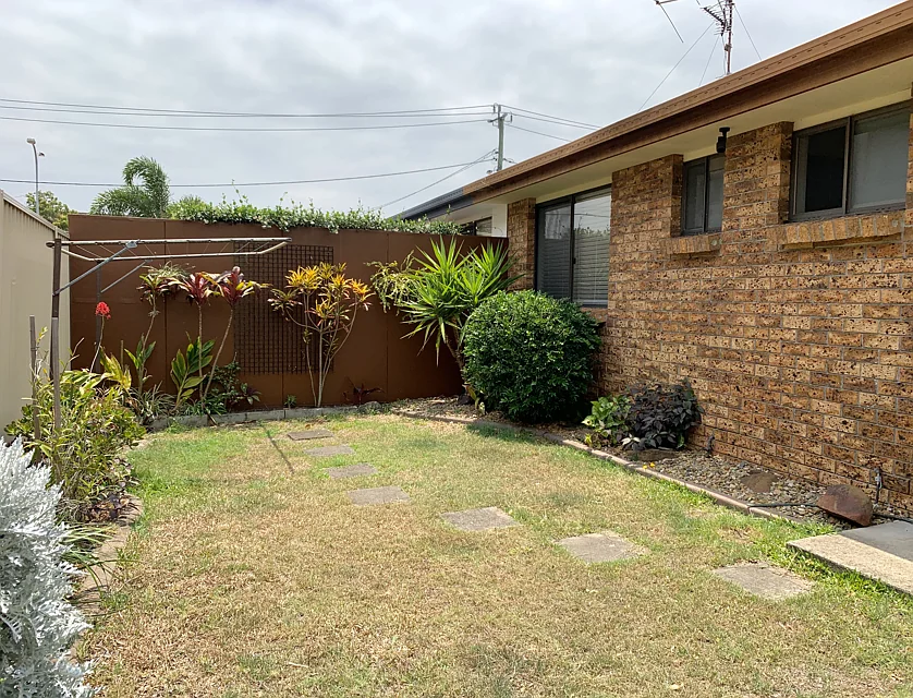 2/36 Abalone Avenue, Paradise Point, QLD 4216, 2 Bedrooms, 1 Bathrooms, House