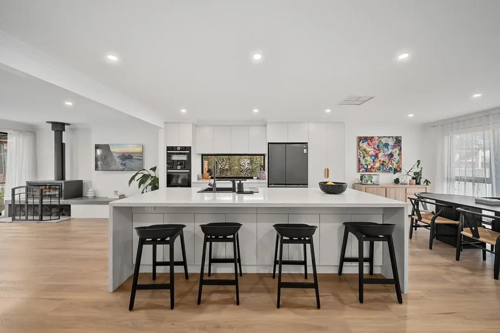 21 White Avenue, Queanbeyan, NSW 2620