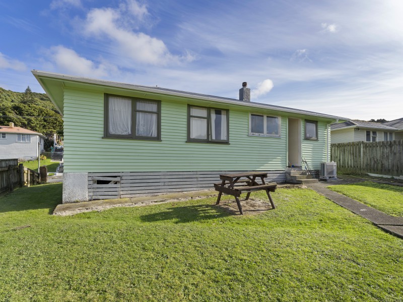 26 Kotuku Street, Elsdon, Porirua, 3 Schlafzimmer, 1 Badezimmer