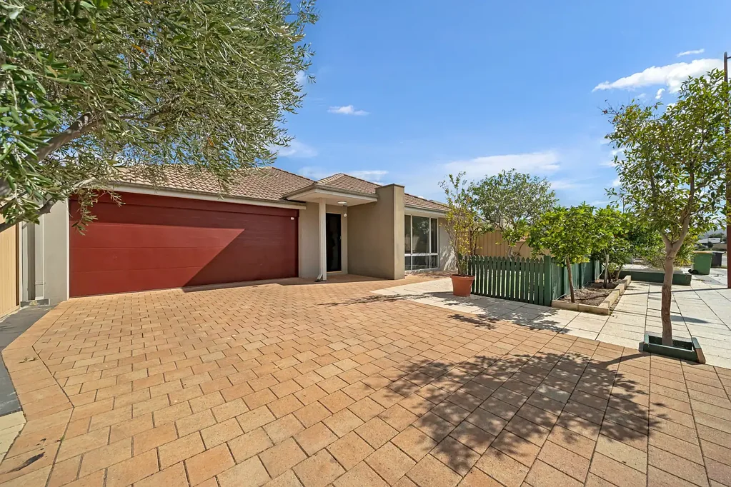 5 Handel Court, Maddington, WA 6109