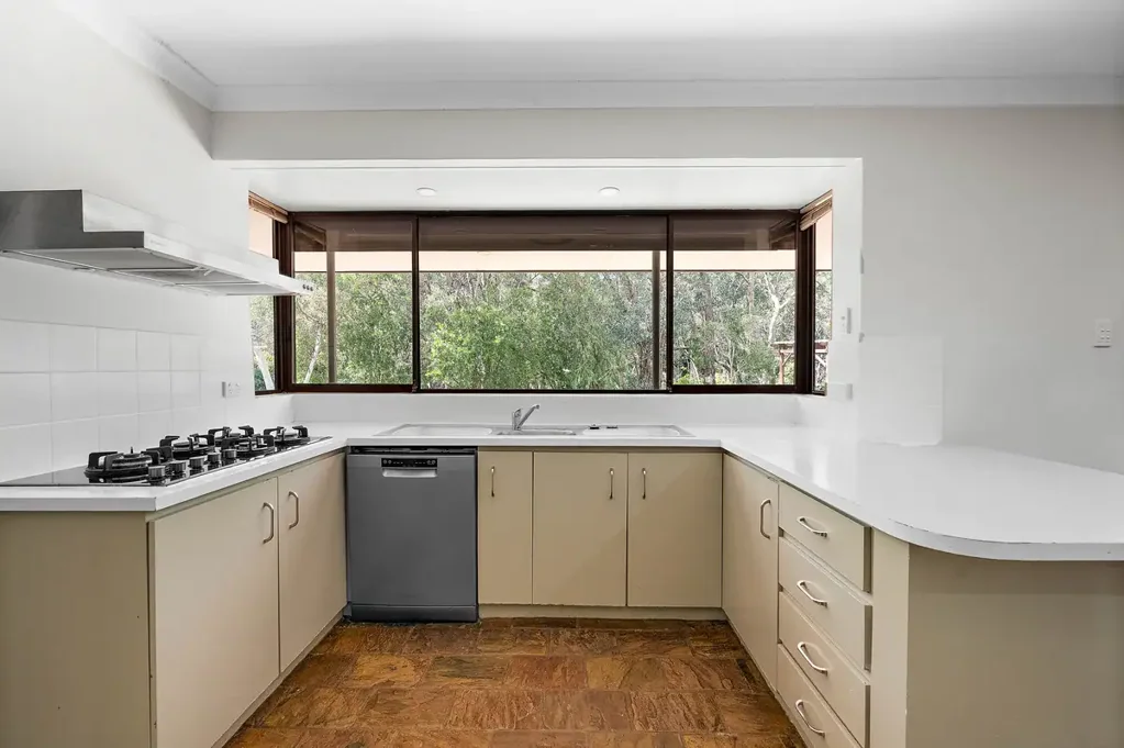 Mount Richon 3 Slaapkamer The Ultimate Hills Lifestyle: Space, Serenity, and a Secret Creek!