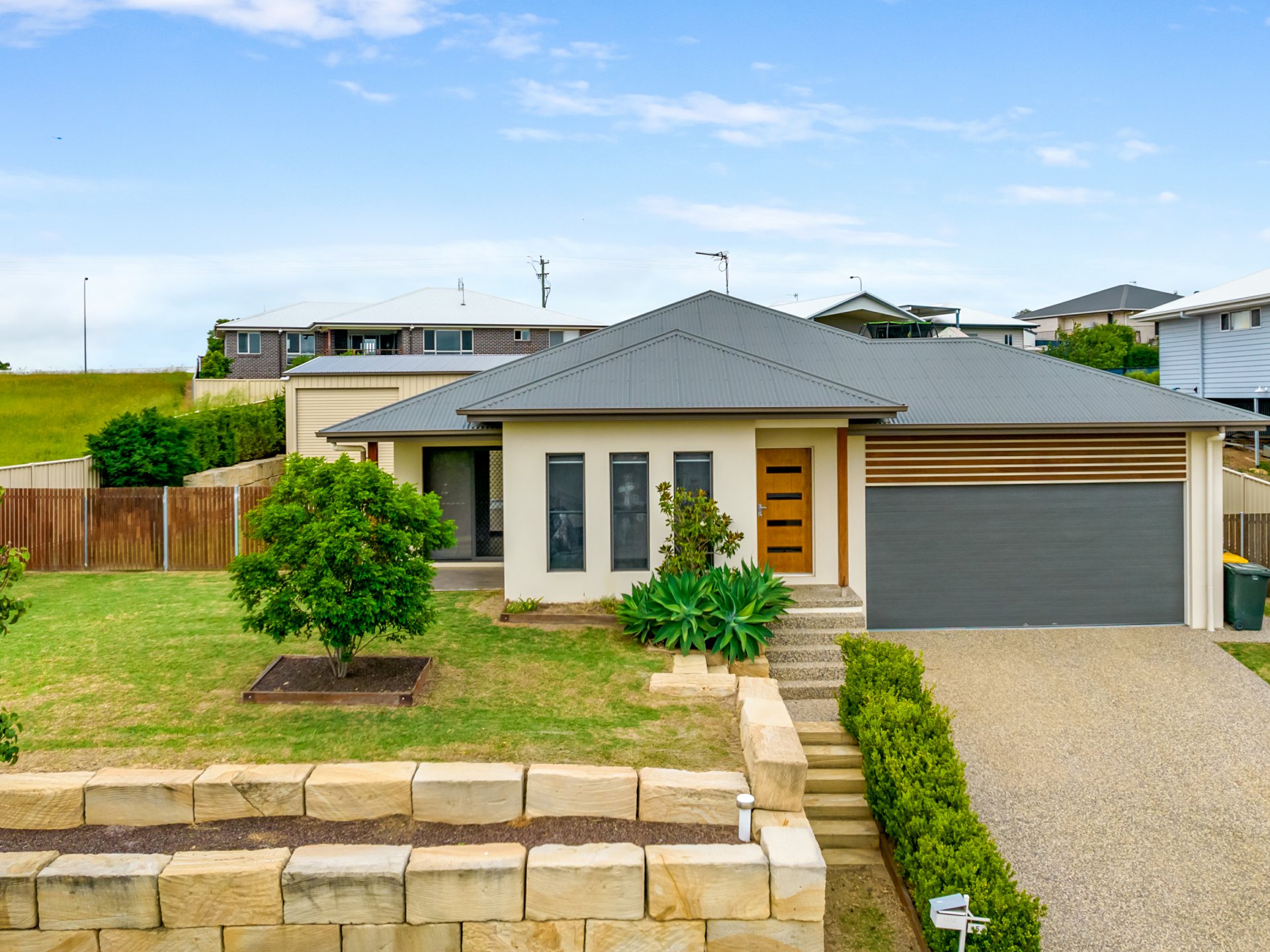 5 LOOKOUT PL, ROSENTHAL HEIGHTS QLD 4370, 0房, 0浴, House