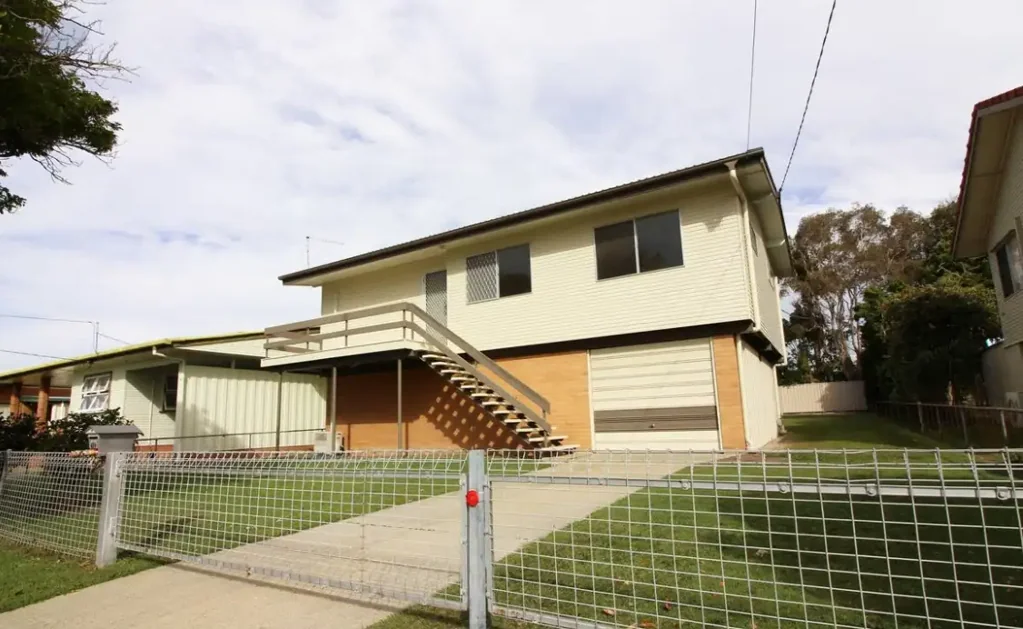 3 Bedroom highest with Air-conditioning