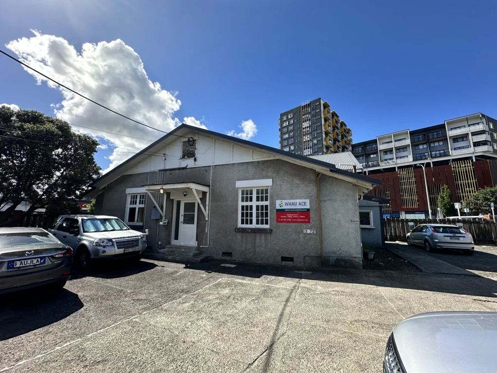 New Lynn Ground Floor Office/Retail Space Available