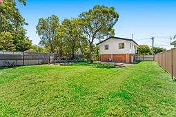 12 Chardean Street, Acacia Ridge
