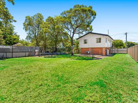 Acacia Ridge 3 Bedroom UNDER CONTRACT By LEISA LE