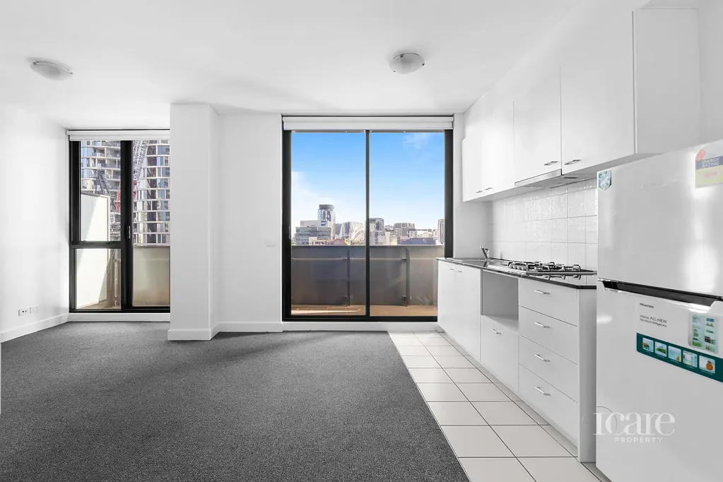 Melbourne 2 Bedroom Spacious & Bright 2-Bedroom Apartment in the Heart of Melbourne