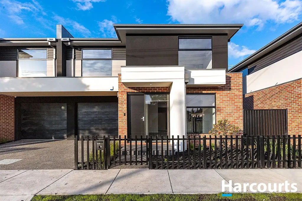 Modern, Spacious & Low Maintenance Living