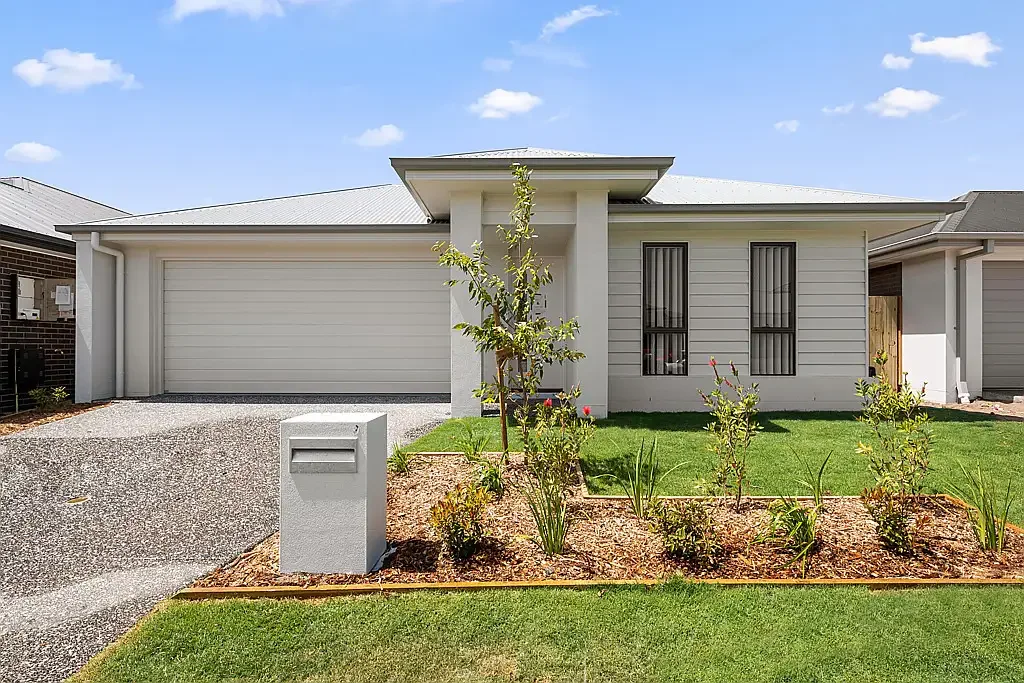 Mango Hill 4Zimmer Spacious Family Living in Sought-After Mango Hill!