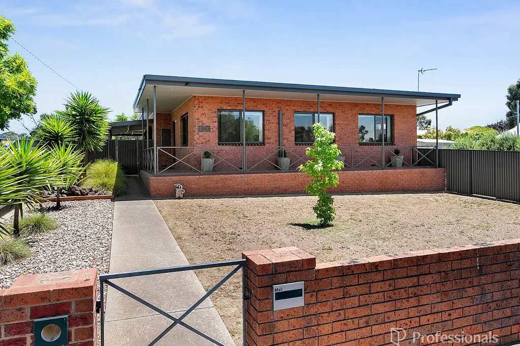 109 Clarendon Street, Maryborough, VIC 3465