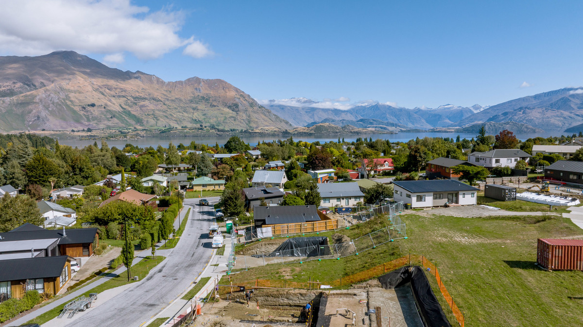 84 Kirimoko Crescent, Wanaka