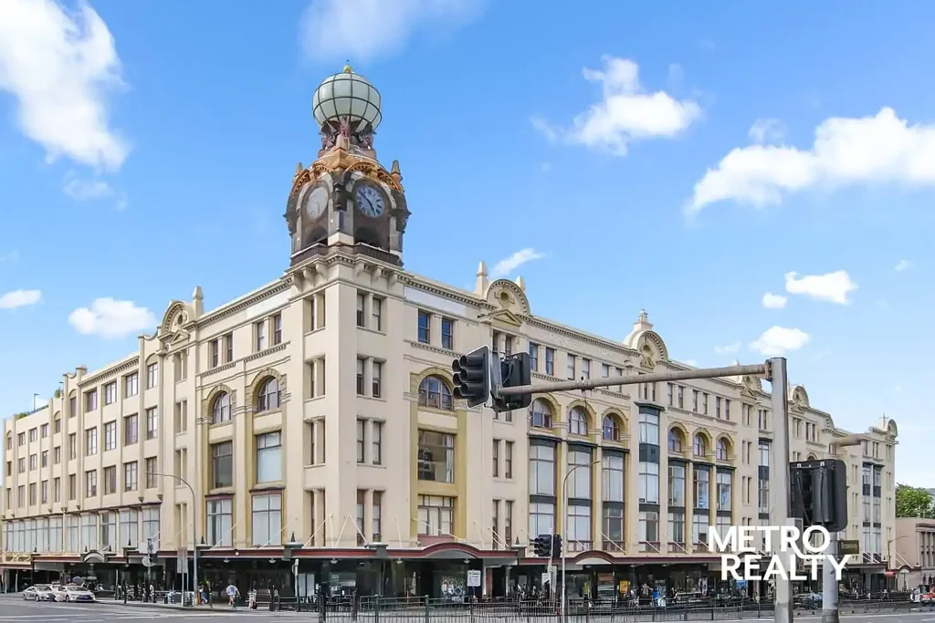 Fully Furnished Studio Opposite Broadway Shopping Centre