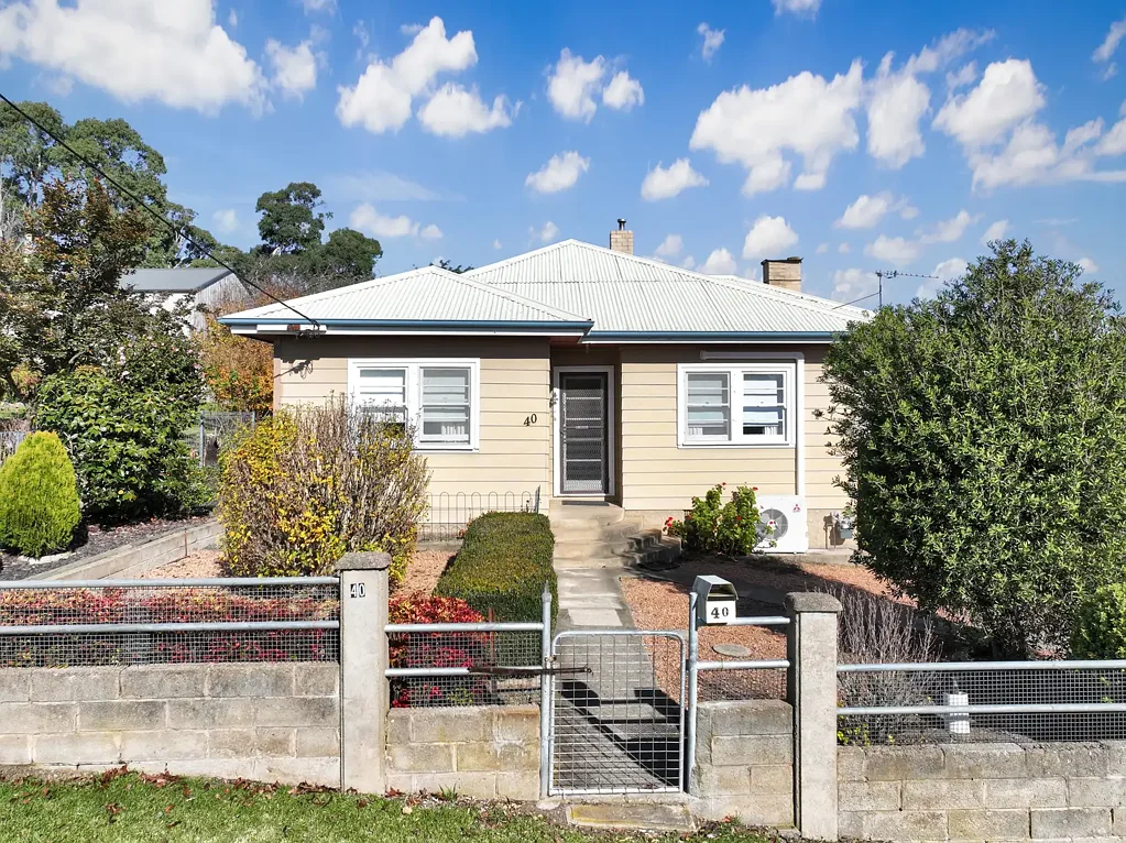 Bombala 3 Bedroom Fit for a family!