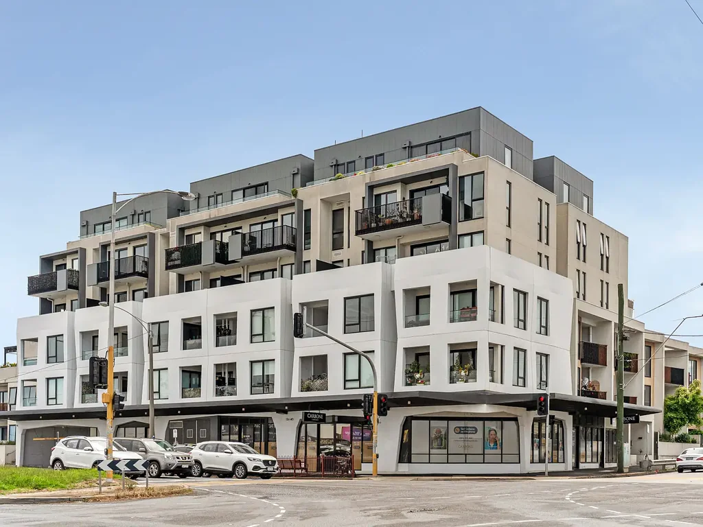 Modern Living in the Heart of Bentleigh East!