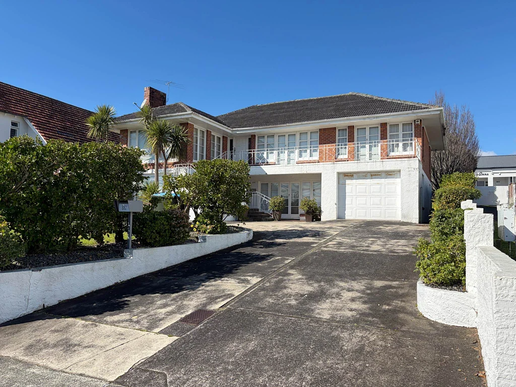 Ideal Family Living! Bright 3-Bedroom Home in ...