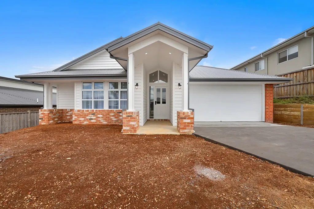 Warragul 4침실 Contemporary Luxury Without the Wait