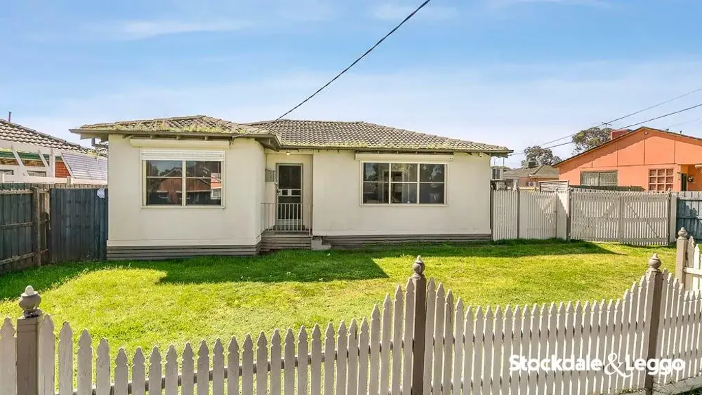 19 Evans Crescent, Laverton, VIC 3028