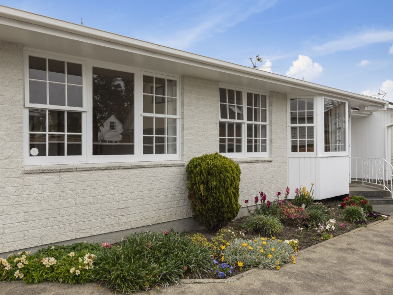 53 Ludlam Crescent, Woburn, Lower Hutt, 1 Bedrooms, 1 Bathrooms