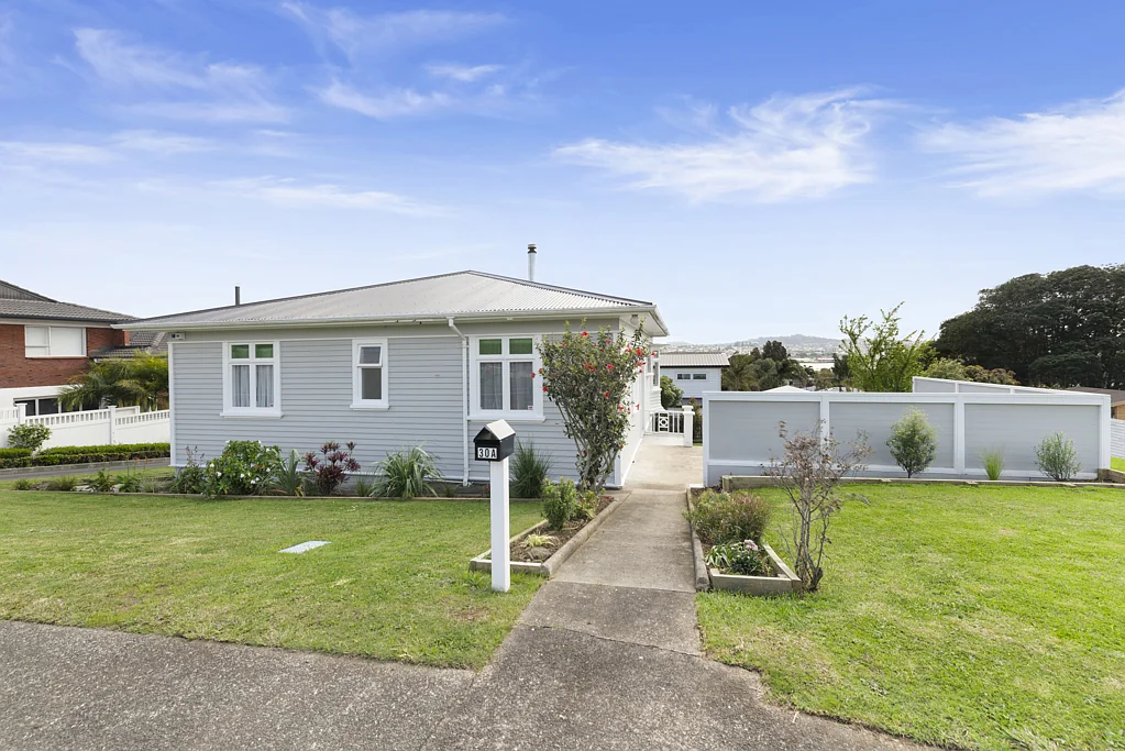 30A Taylor Road, Mangere Bridge, Manukau City, Auckland