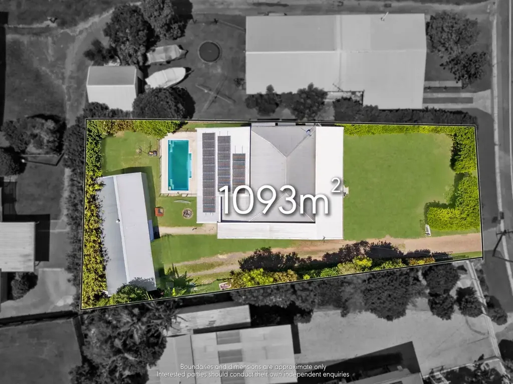 Beaudesert 4房 一英亩土地宽敞 3卧带书房 主卧带套间 全屋木地板 高拱顶采光 游泳池娱乐 电动车库 太阳能系统 Charming Home on 1,093sqm — A Rare Find with Endless Appeal