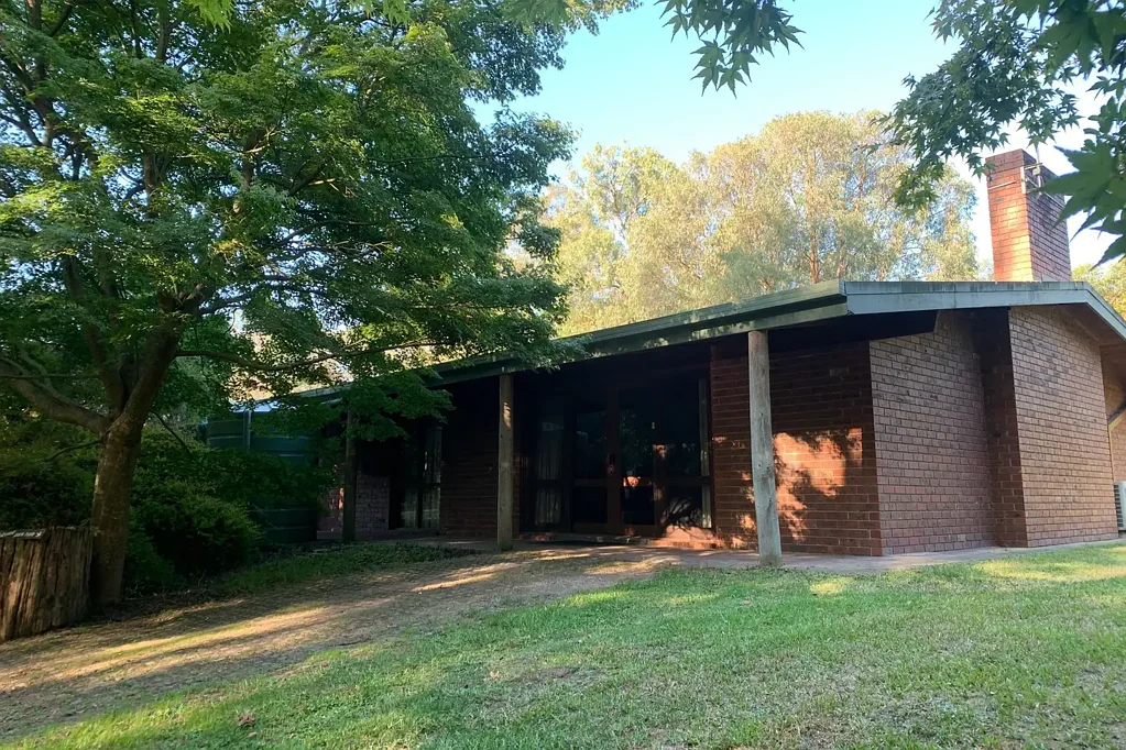4 Mt Vue Road, Healesville, VIC 3777