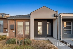 13 Papaya Walk, Manor Lakes