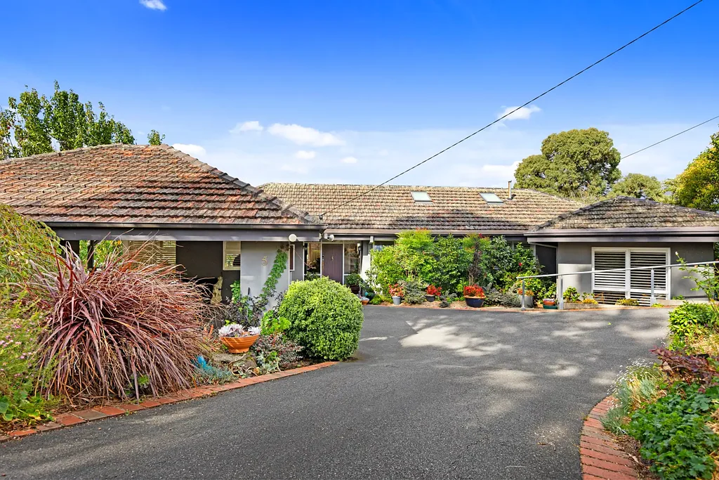 Croydon 4房  Renovated Golf Links Estate Beauty with Stunning Scenery