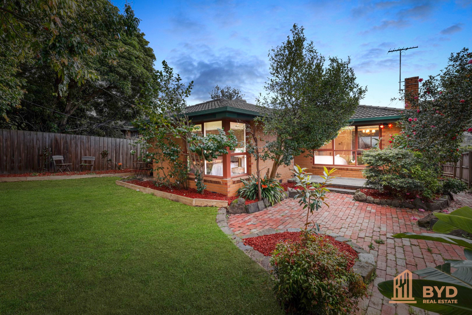 249 BURWOOD HWY, BURWOOD EAST VIC 3151, 0部屋, 0バスルーム, House