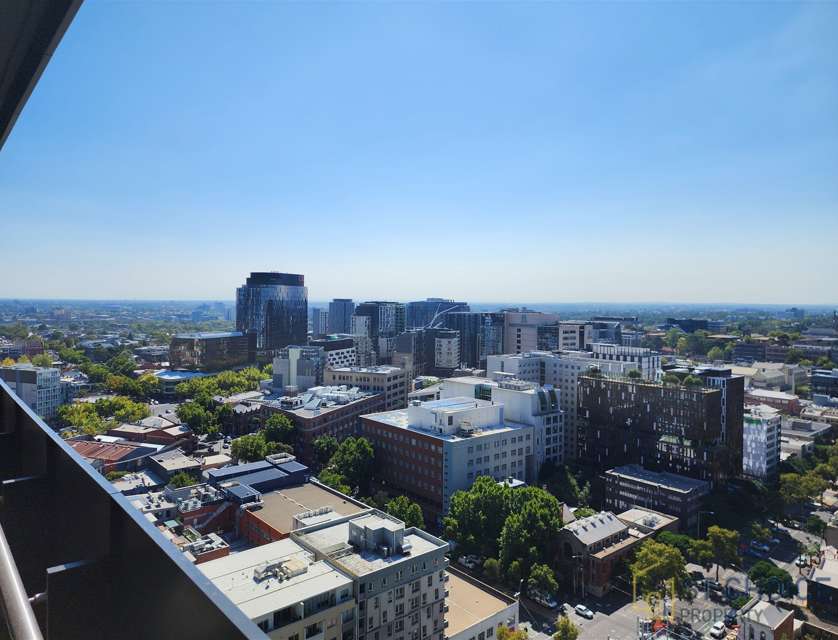 2004/551 Swanston Street, Carlton, VIC 3053, 2 Bedrooms, 2 Bathrooms, Apartment
