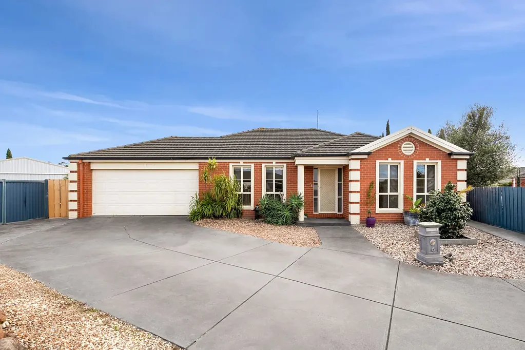 6 Thornton Close, Lovely Banks, VIC 3213